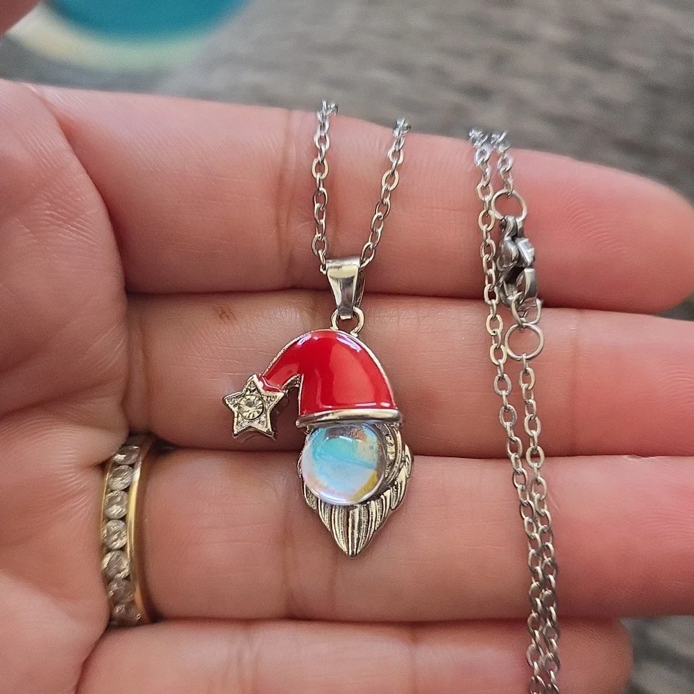 Santa Hat Pendant Necklace_2